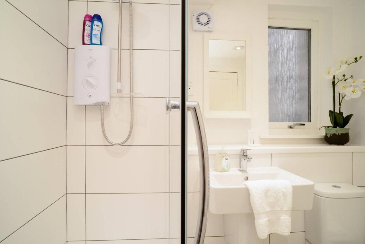Altido Lovely Apartment For 4 With Free Parking Edinburgh Eksteriør bilde